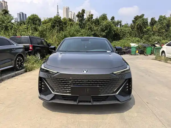 Changan UNI-V 2022