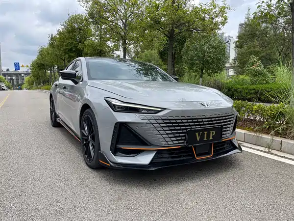 Changan UNI-V 2023