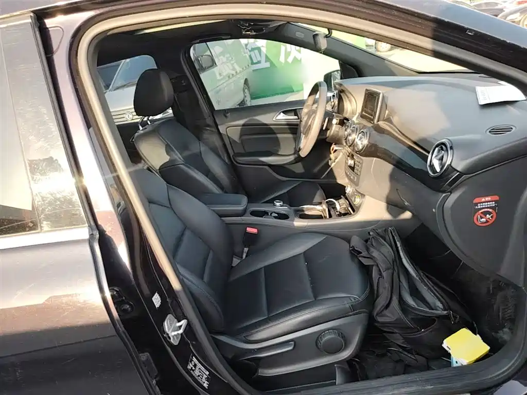Mercedes-Benz B-Class 2014 — фото 25