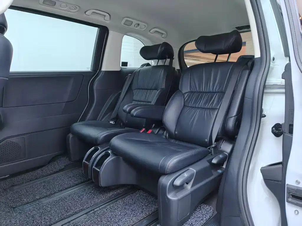 Honda Odyssey 2020 — фото 14