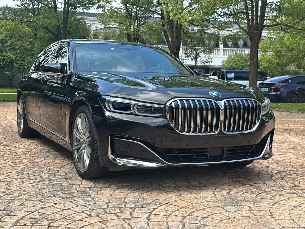BMW 7 Series 2020 — фото 12