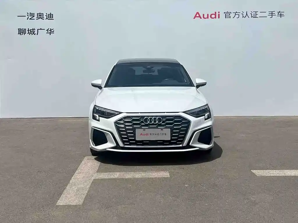 Audi A3 2021 — фото 2