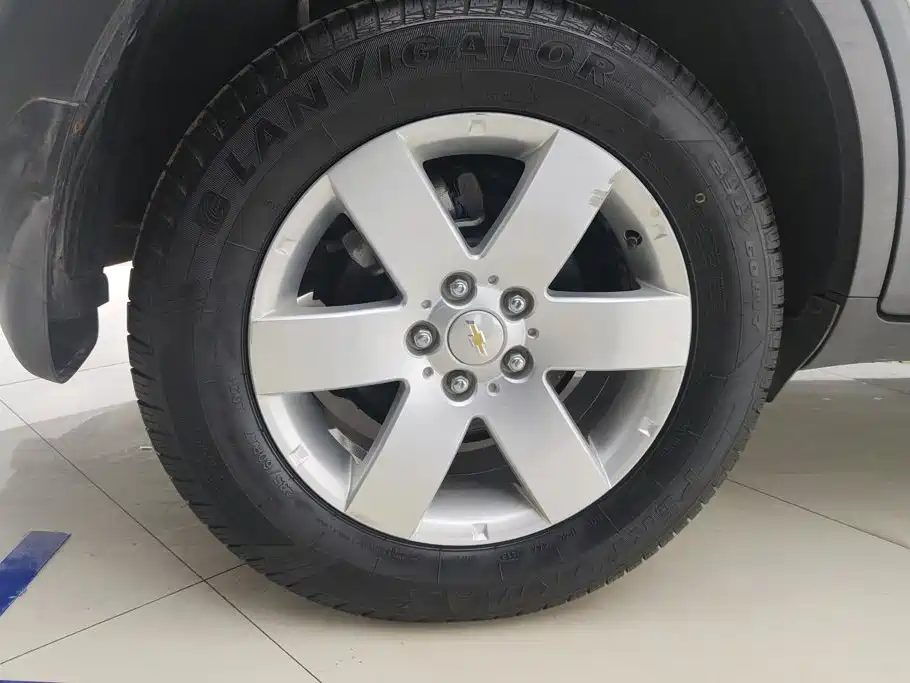 Chevrolet Captiva 2015 — фото 6