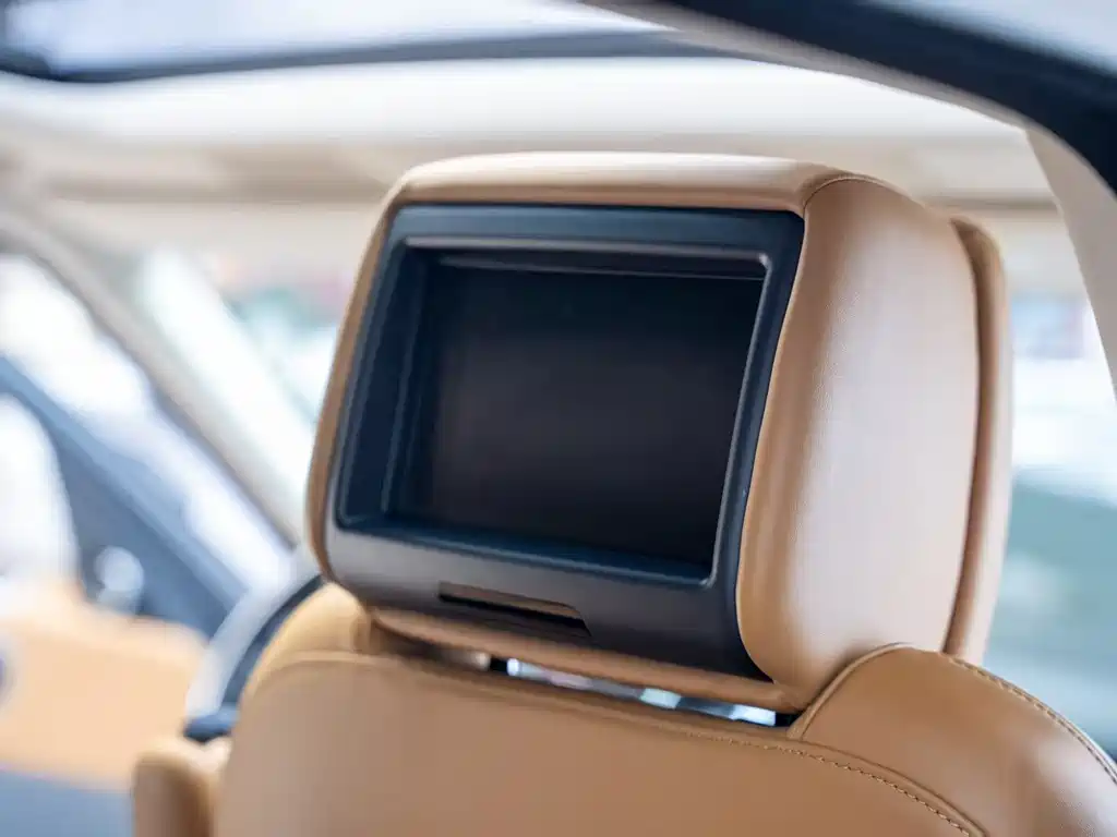 Land Rover Sport 2020 — фото 16