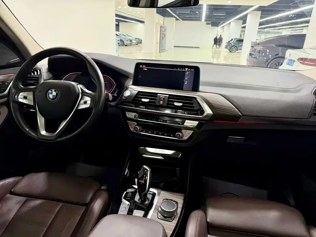 BMW X3 2020 — фото 3