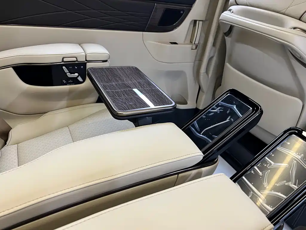 Toyota Vellfire 2026 — фото 16