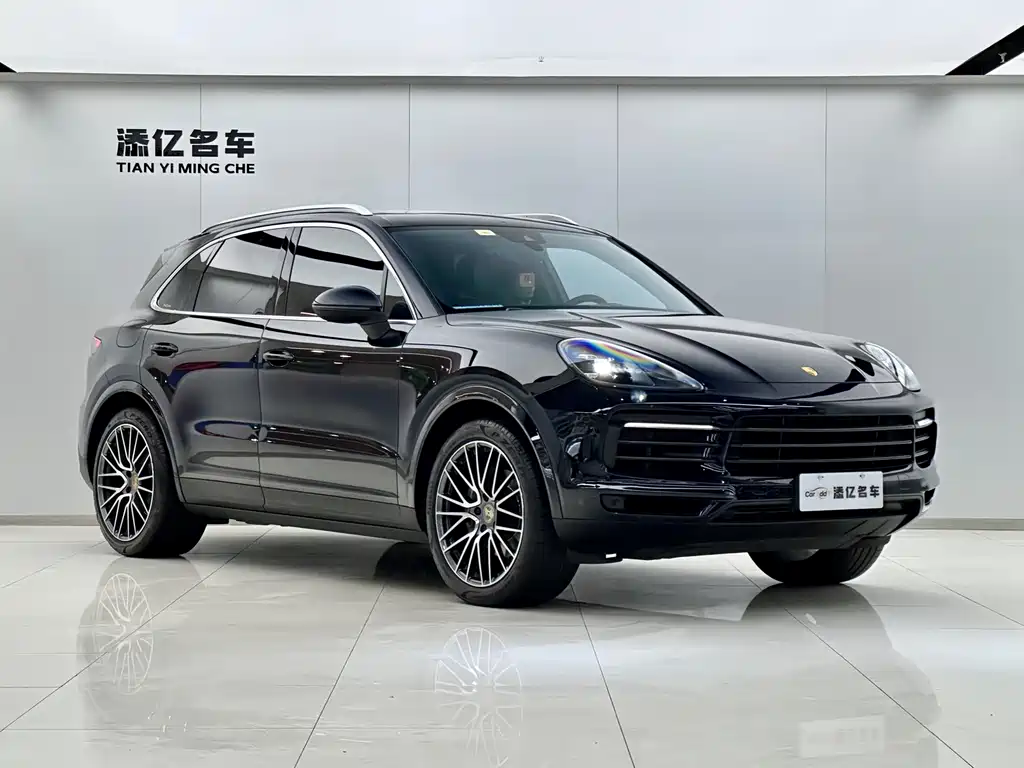 Porsche Cayenne 2020 — фото 2