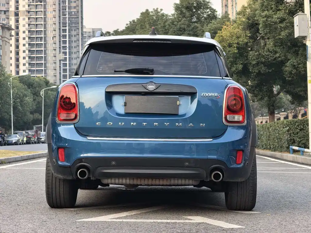 MINI Countryman 2019 — фото 15
