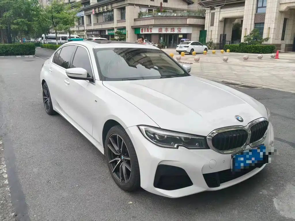 BMW 3 Series 2021