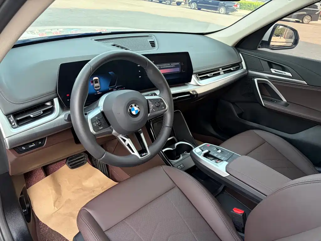 BMW X1 2024 — фото 6