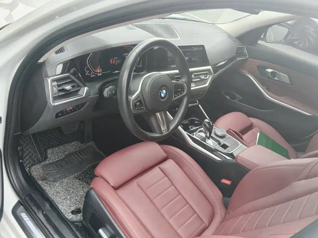 BMW 3 Series 2021