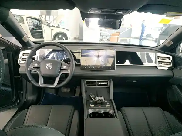 BYD Qin L 2025