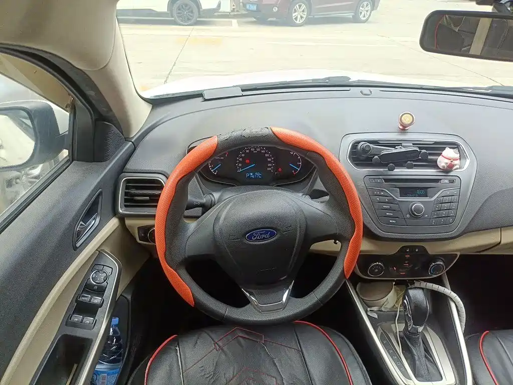 Ford Forrest 2016