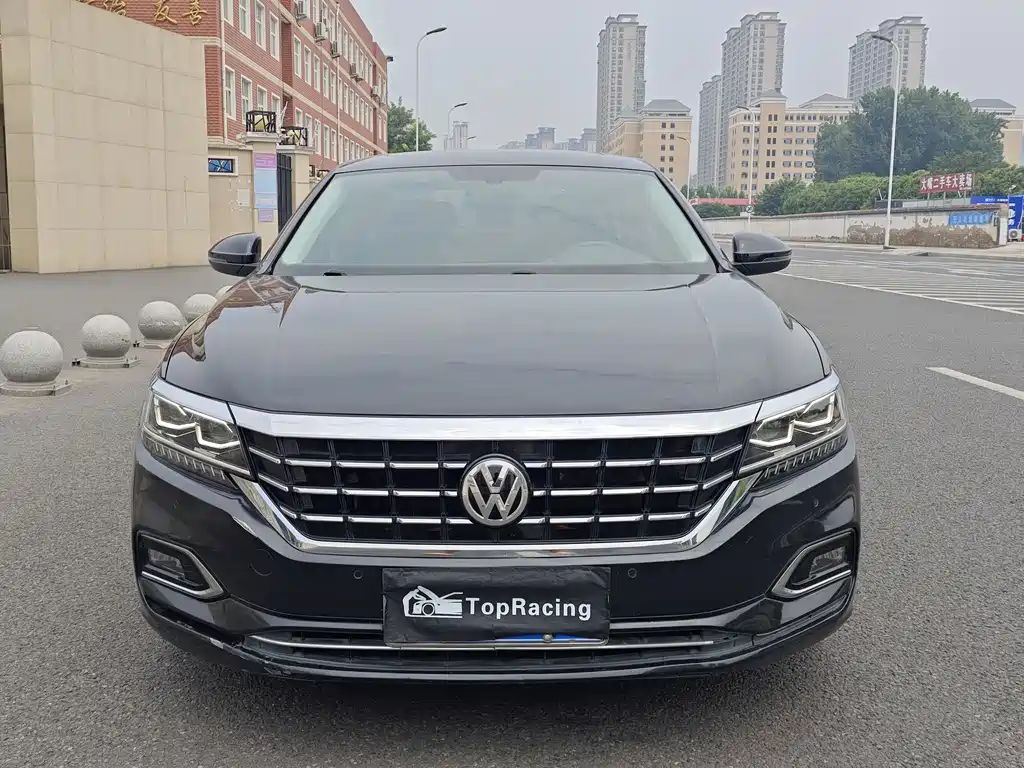 Volkswagen Passat 2019 — фото 2