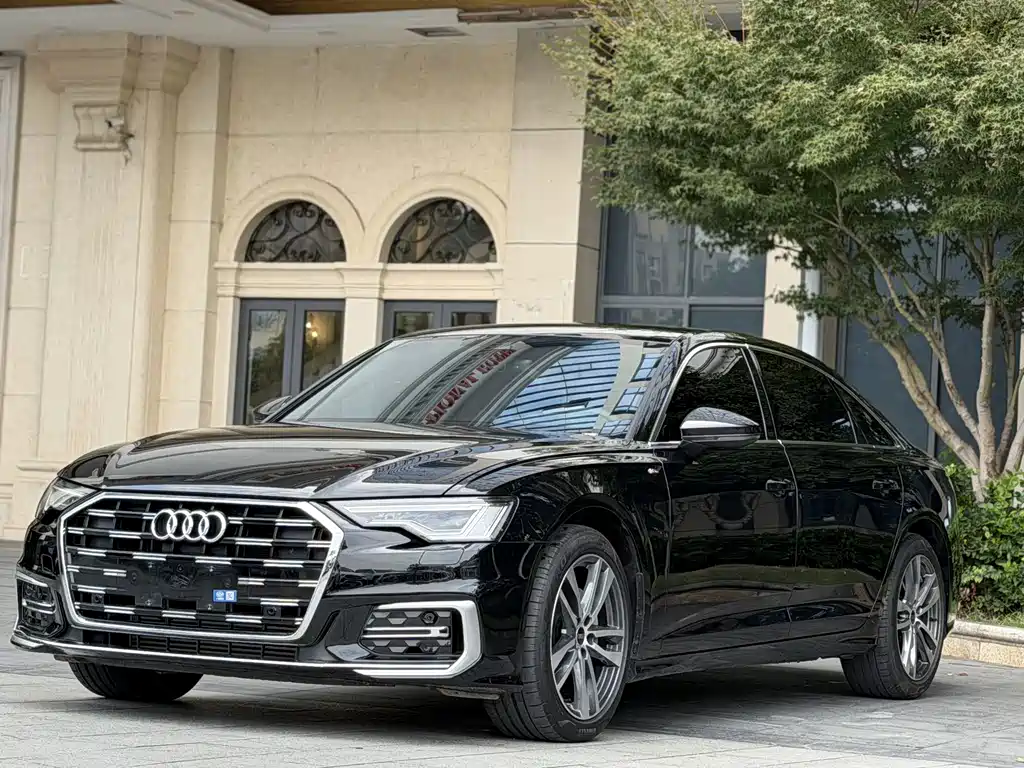 Audi A6L 2024 — фото 1