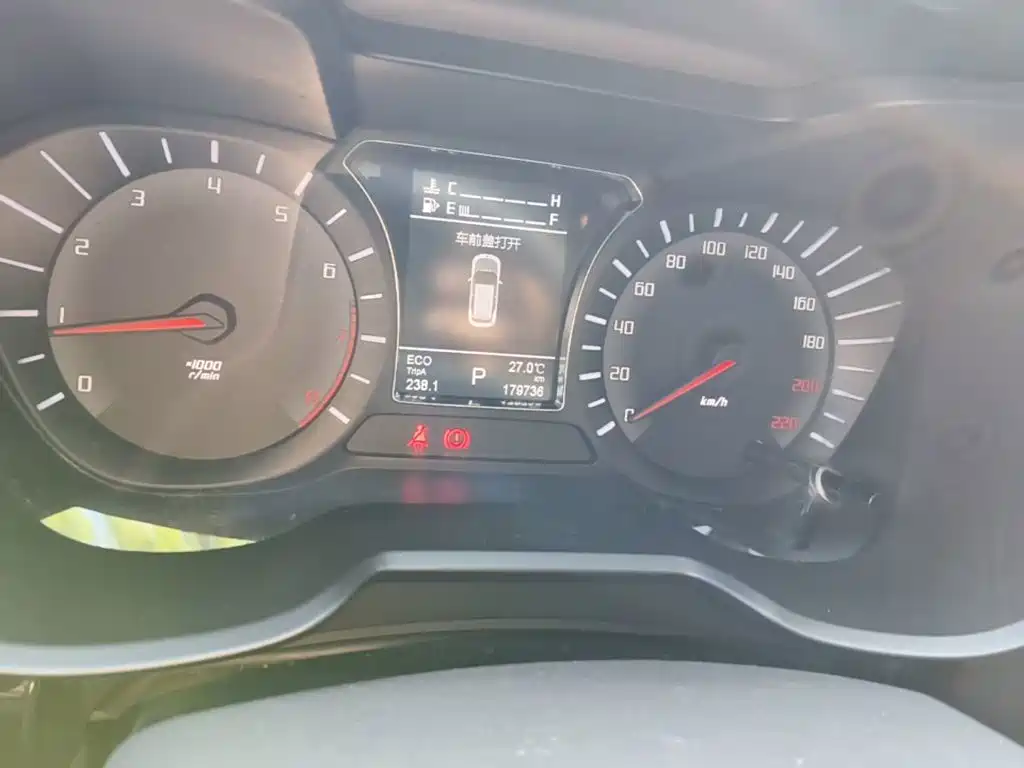 GAC Trumpchi GS4 2015 — фото 12
