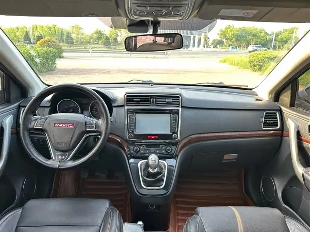 Haval H6 2015 — фото 8