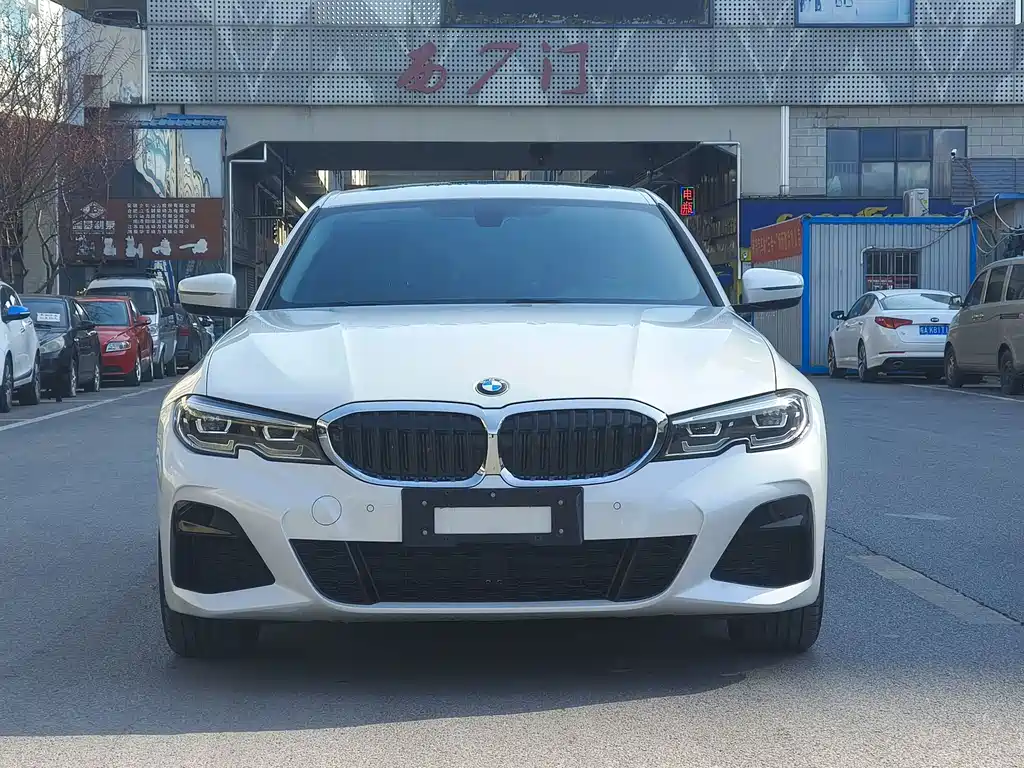 BMW 3 Series 2022