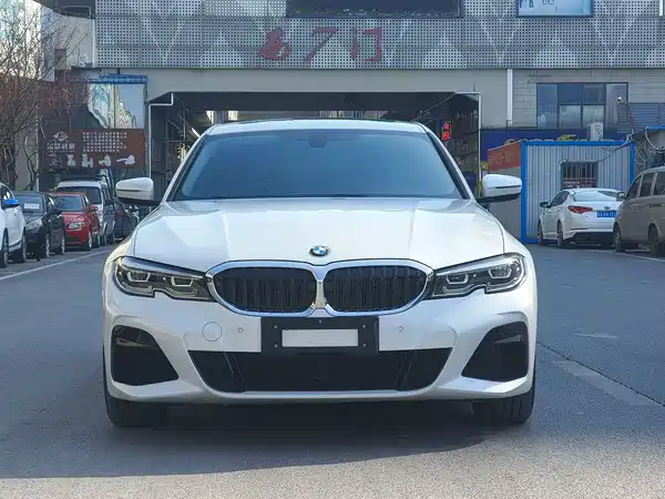 BMW 3 Series 2022