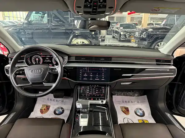 Audi A8 2025