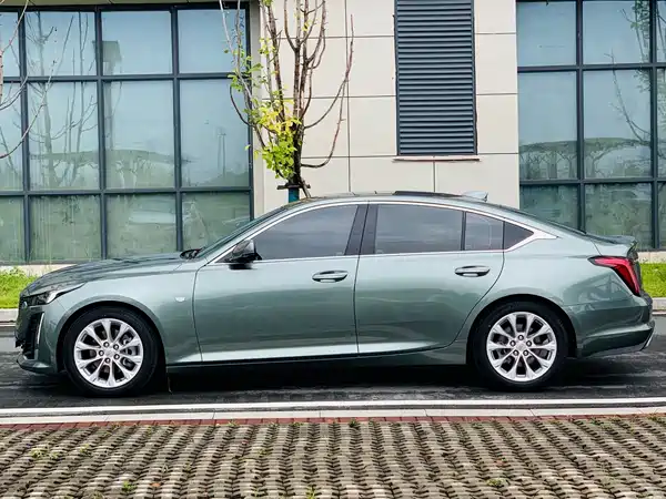 Cadillac CT5 2022
