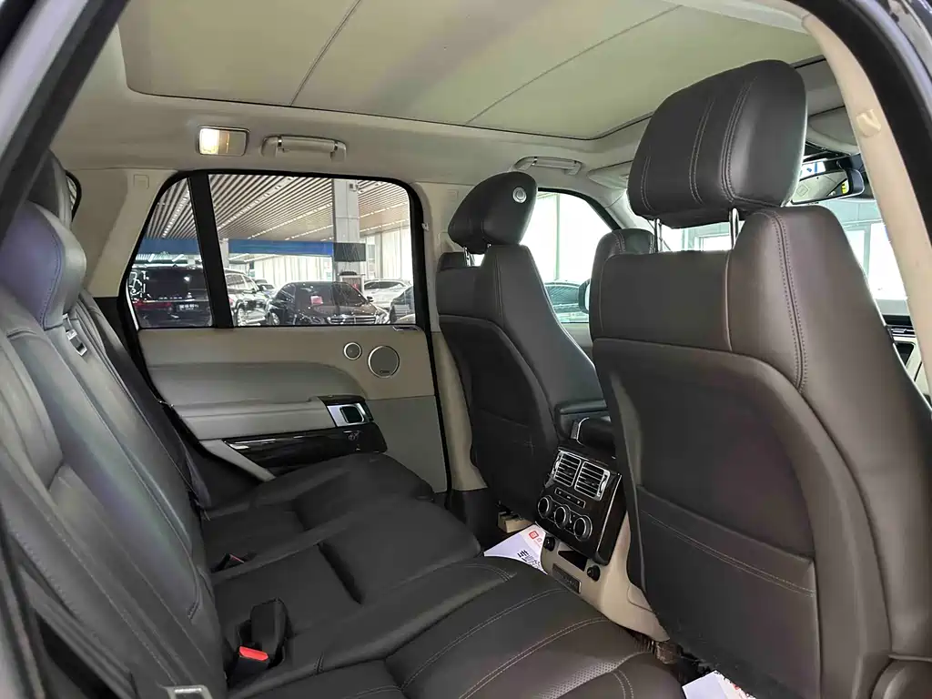 Land Rover Range Rover 2016 — фото 10