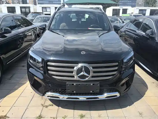 Mercedes-Benz GLB 2024