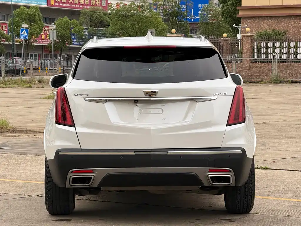 Cadillac XT5 2019 — фото 7