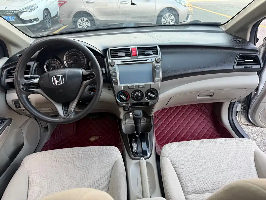 Honda City Classic 2015 — фото 23
