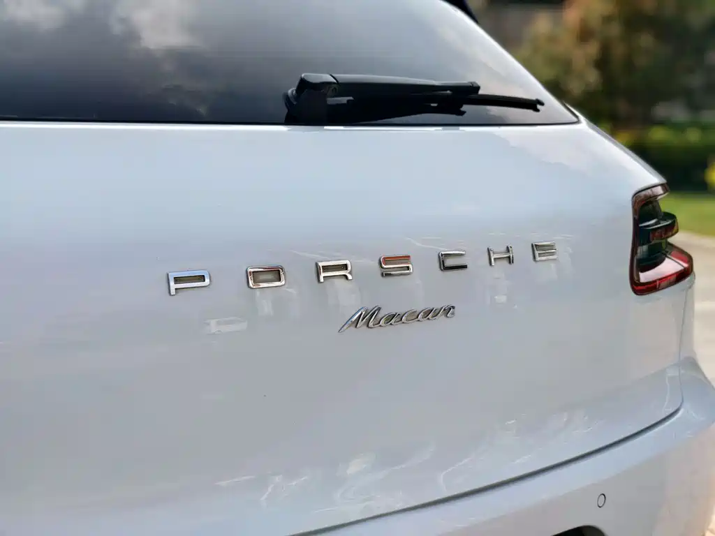 Porsche Macan 2017 — фото 13
