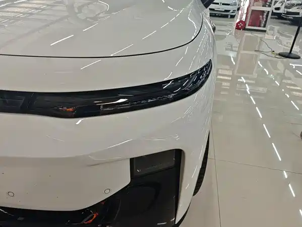 Leapmotor B10 2025