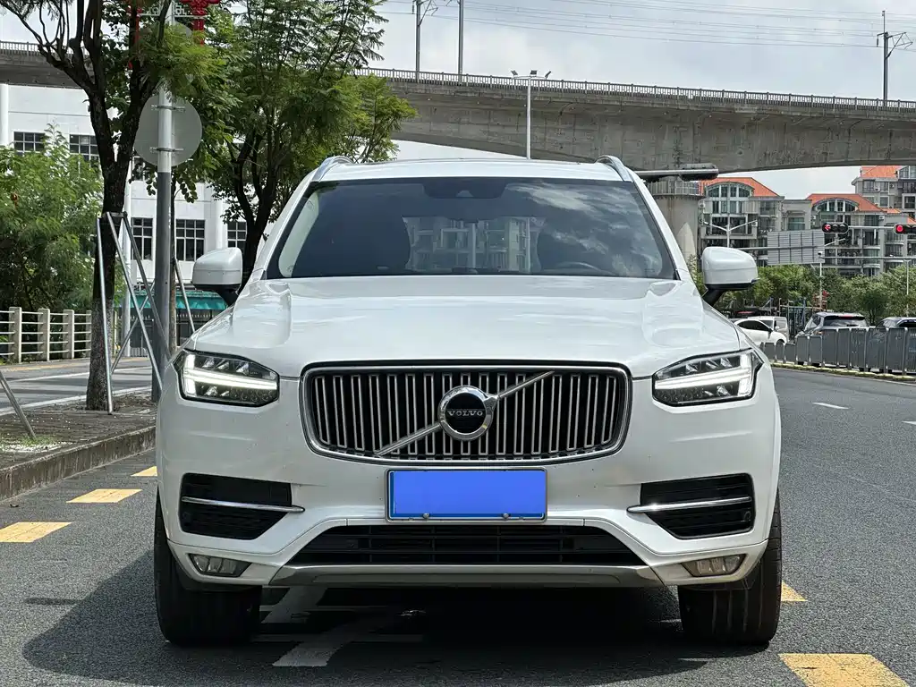 Volvo XC90 2019 — фото 2