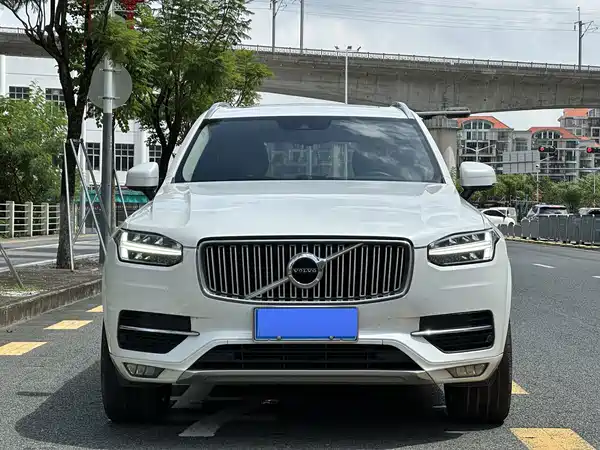 Volvo XC90 2019
