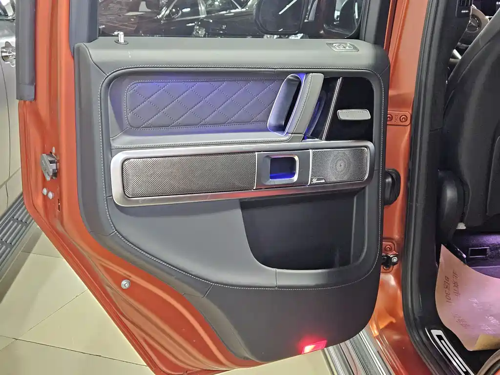 Mercedes-Benz G-Class 2025 — фото 19