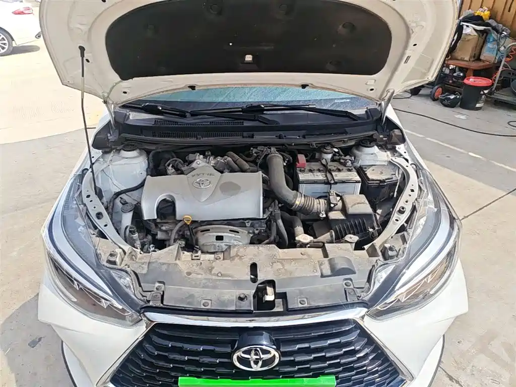 Toyota Yaris L 2021 — фото 20