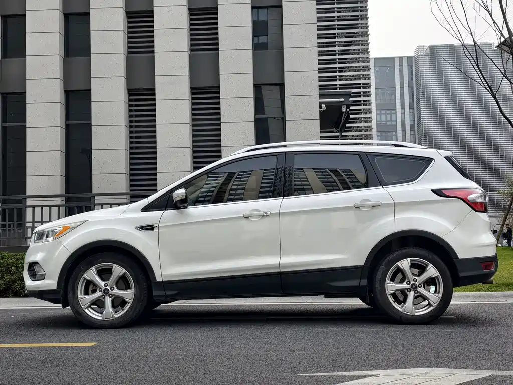 Ford Kuga 2016 — фото 2