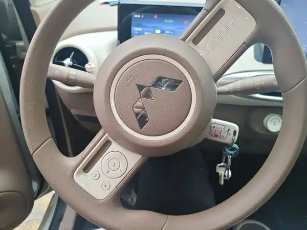 Wuling Hongguang MINIEV 2025