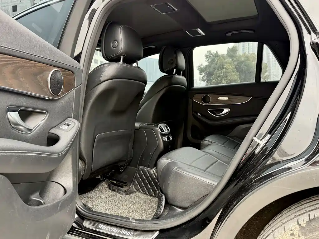 Mercedes-Benz GLC 2020 — фото 14