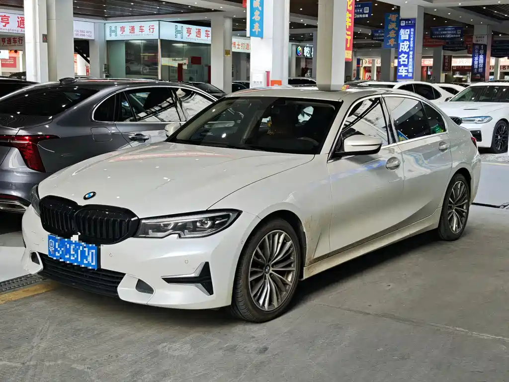 BMW 3 Series 2020