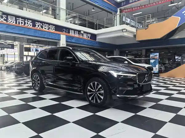 Volvo XC60 2023