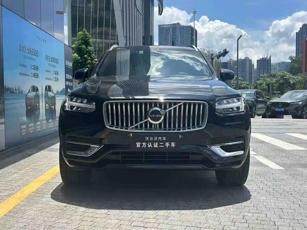 Volvo XC90 2023 — фото 2