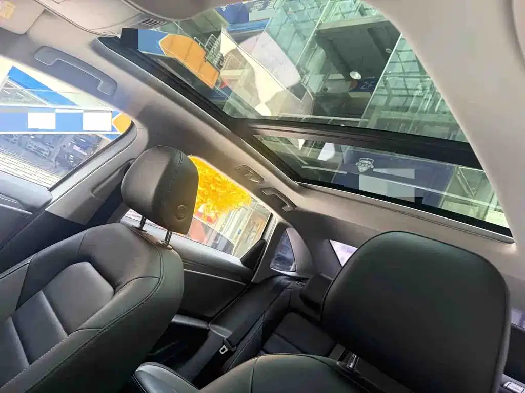 Volkswagen Sagitar 2022