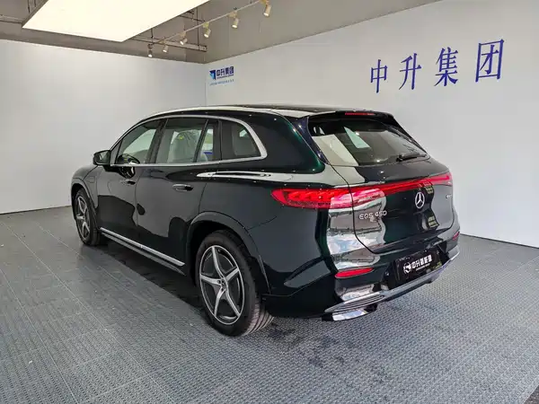 Mercedes-Benz EQS SUV 2025