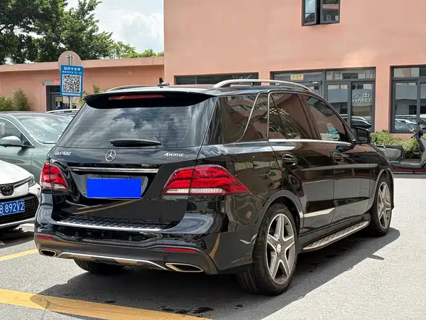 Mercedes-Benz GLE 2016