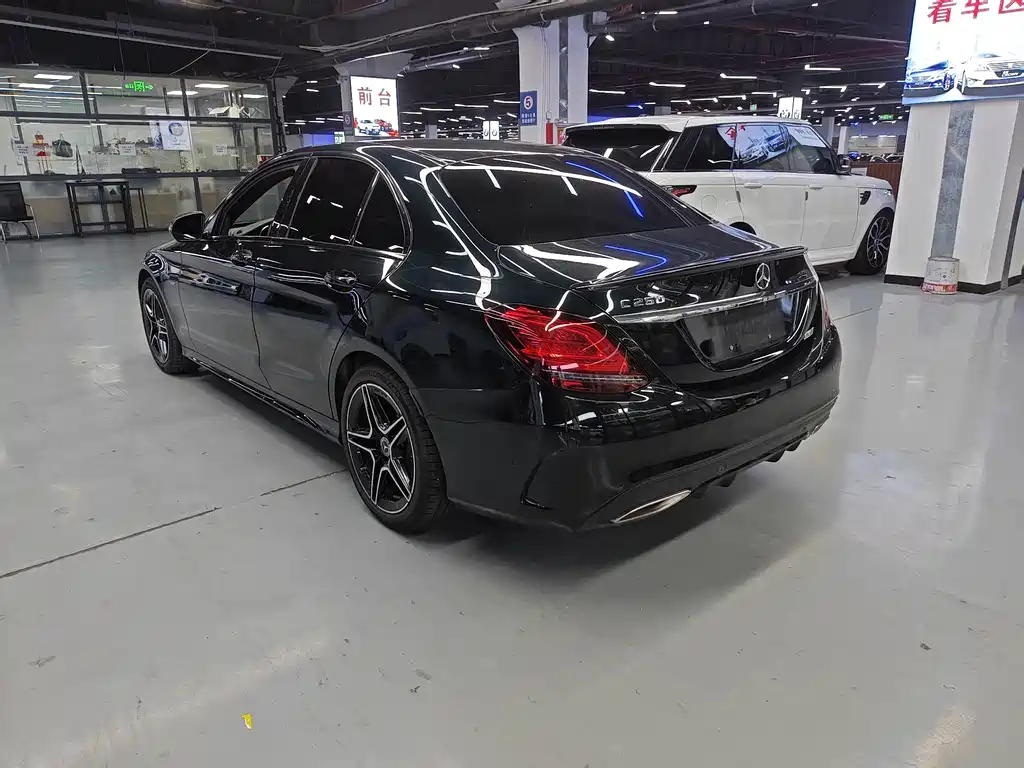 Mercedes-Benz C-Class 2021 — фото 16