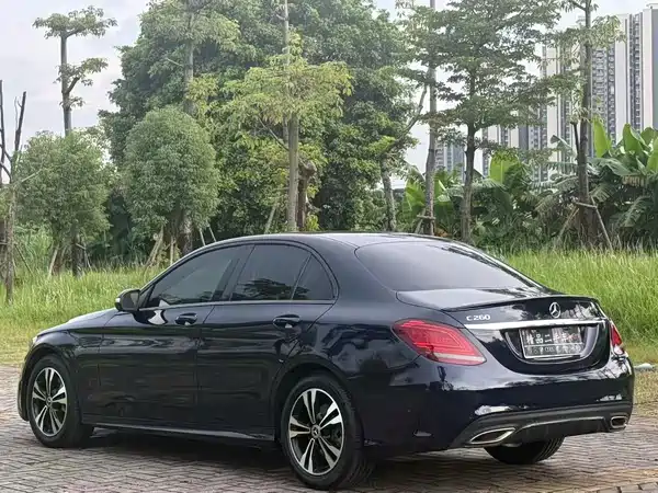 Mercedes-Benz C-Class 2019