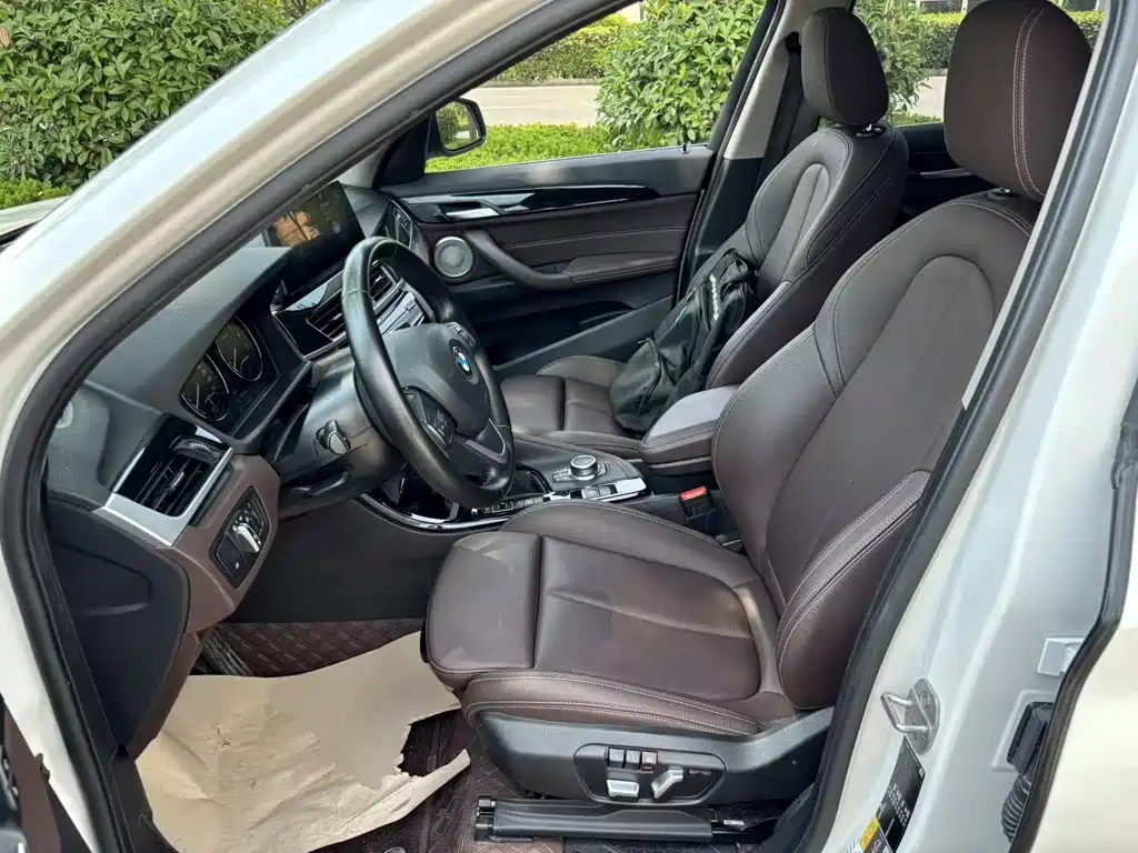 BMW X1 New Energy 2020 — фото 11