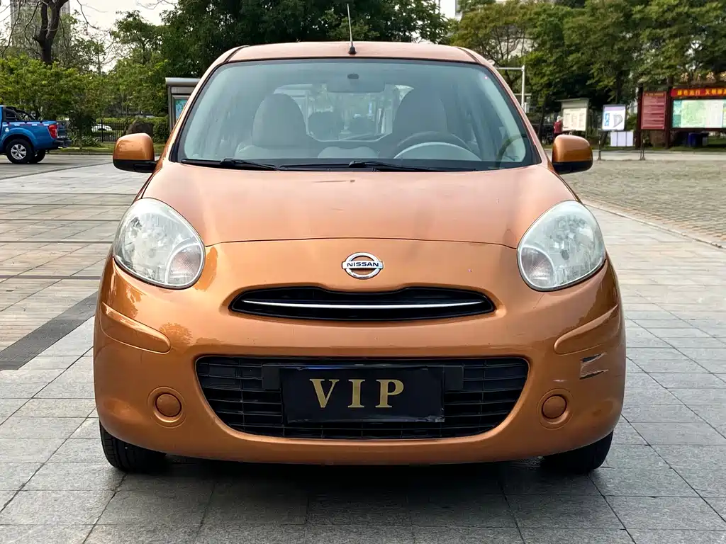 Nissan March 2011