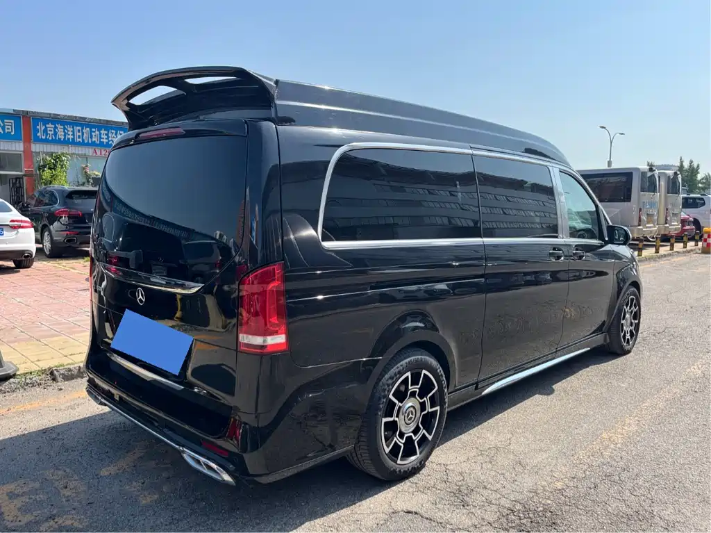 Mercedes-Benz V-Class 2021