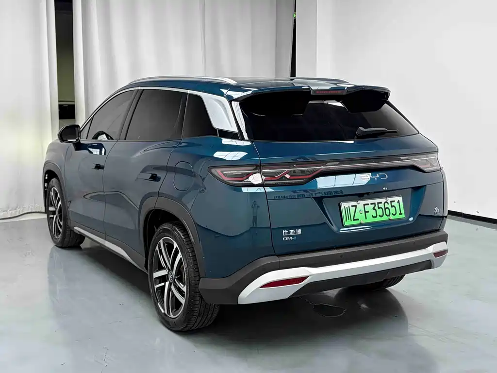 BYD Song L DM-i 2025 — фото 7